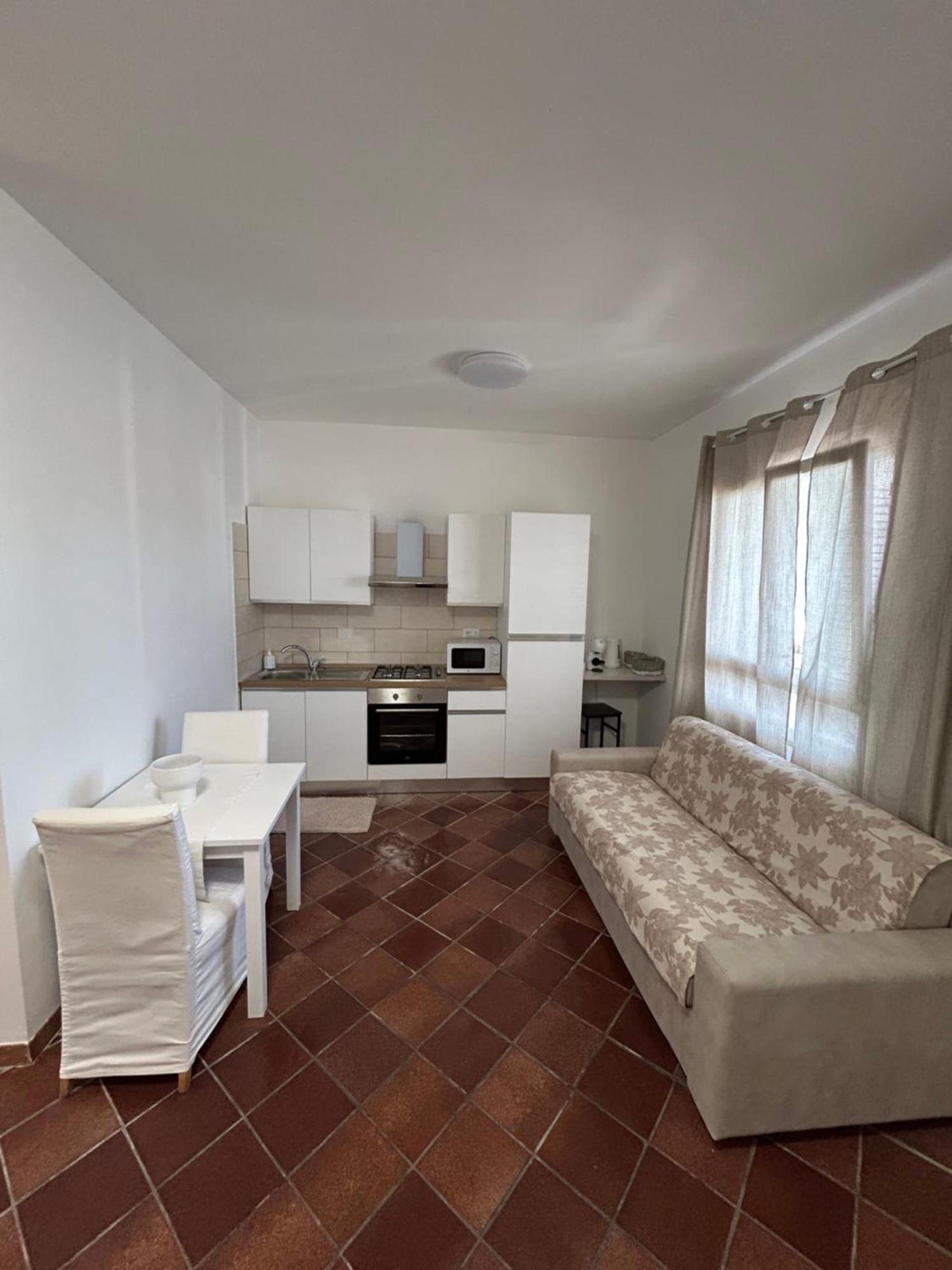 Fly & Stay Apartments Fiumicino Buitenkant foto