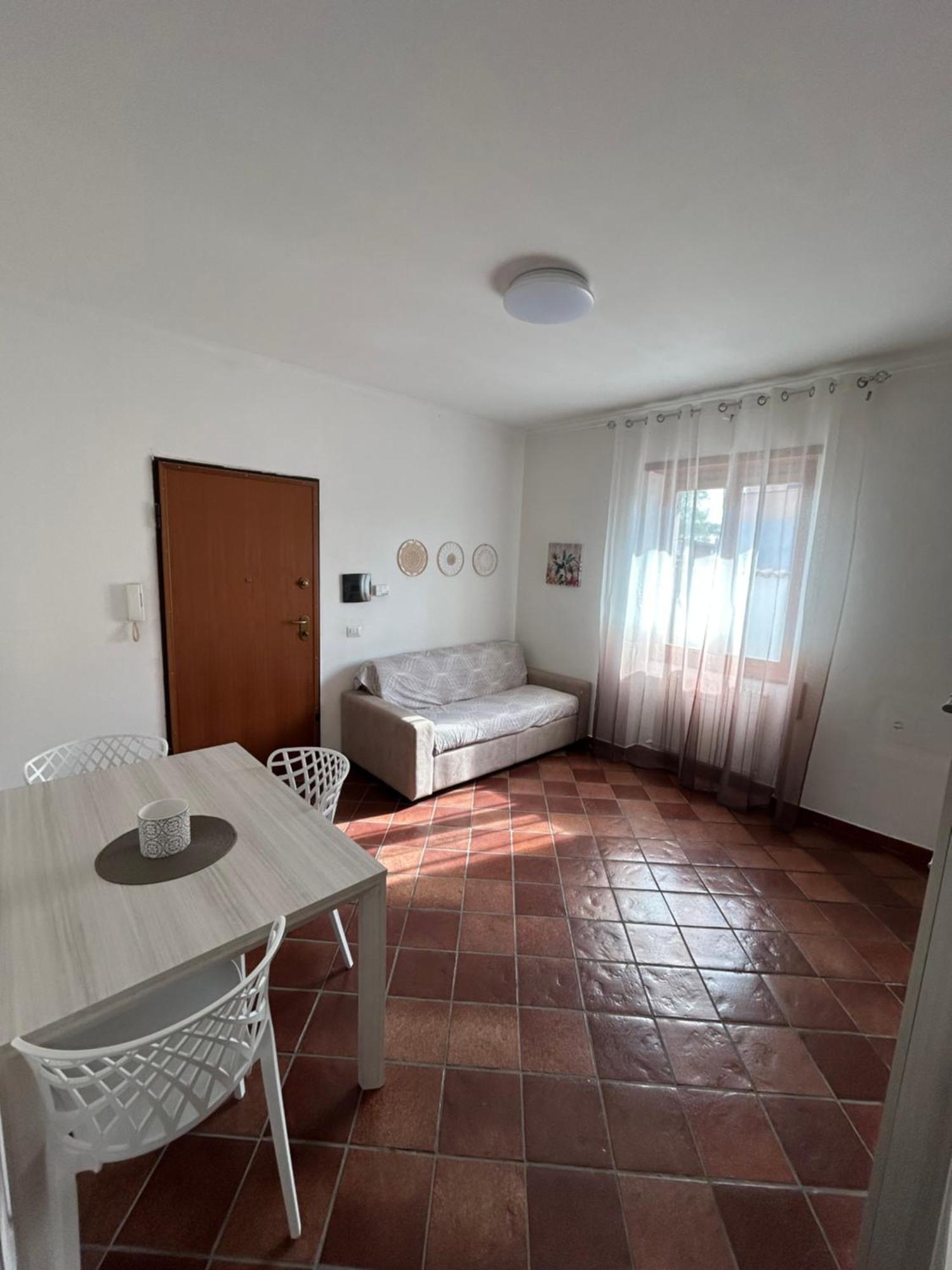 Fly & Stay Apartments Fiumicino Buitenkant foto